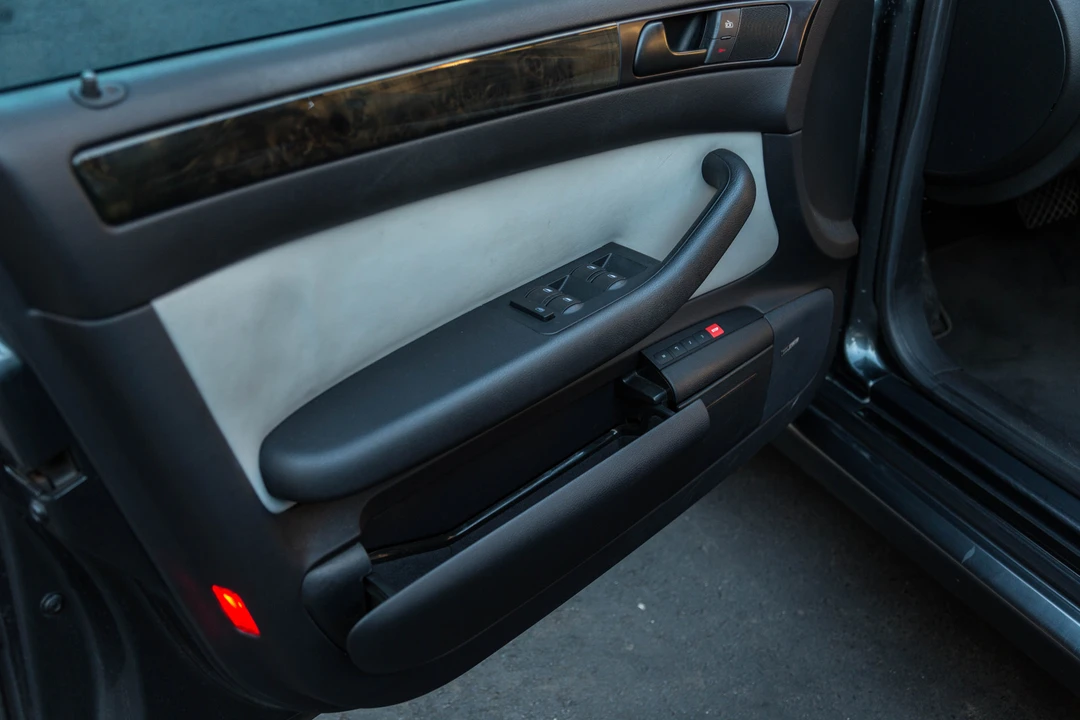 2003 Audi C5 RS6 - Image 30 of 31