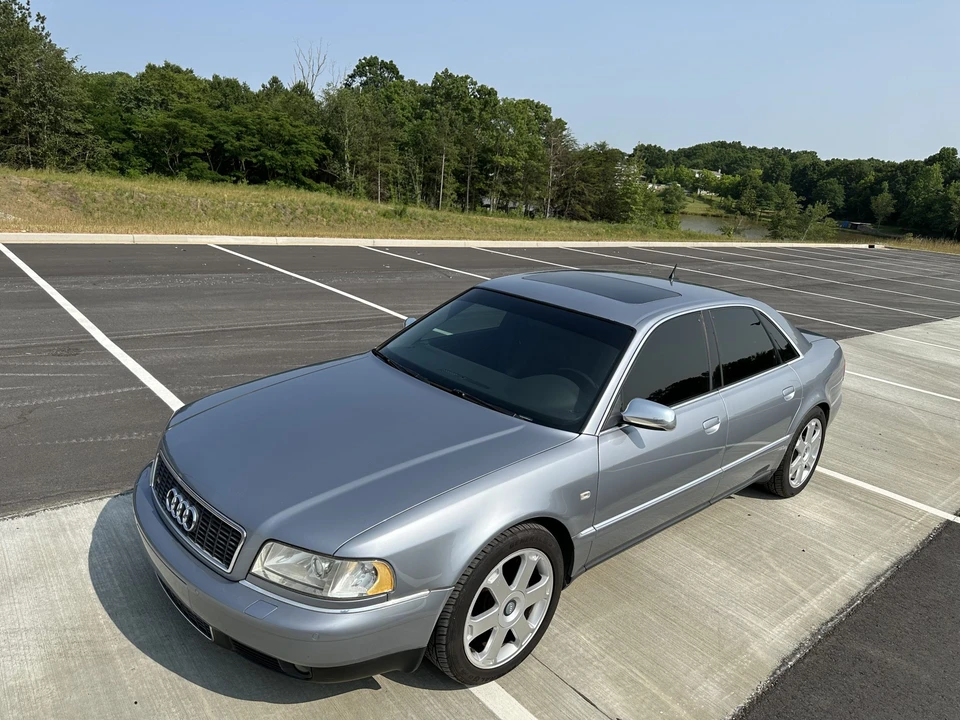 2003 Audi D2 S8 - Image 2 of 31