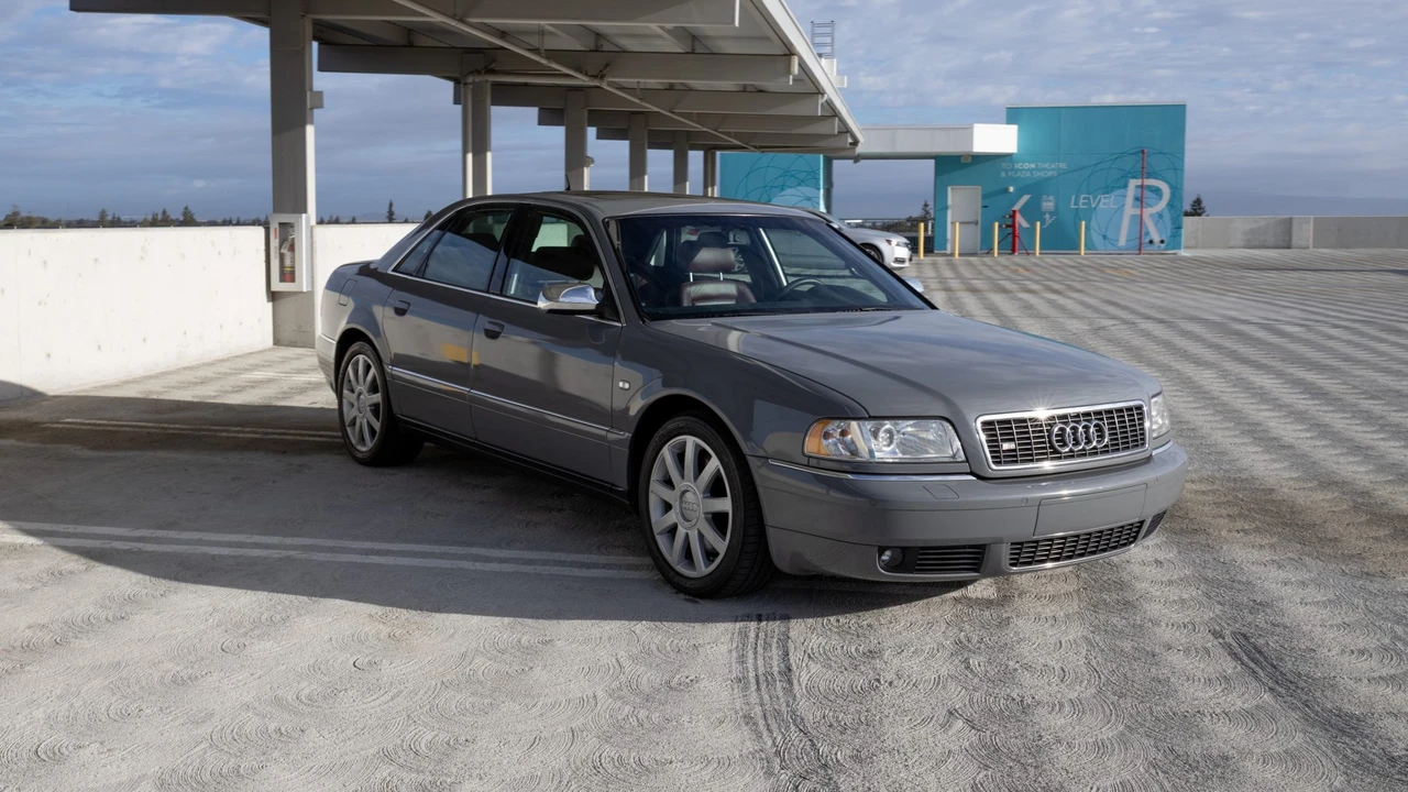 2003 Audi D2 S8 - Image 3 of 31