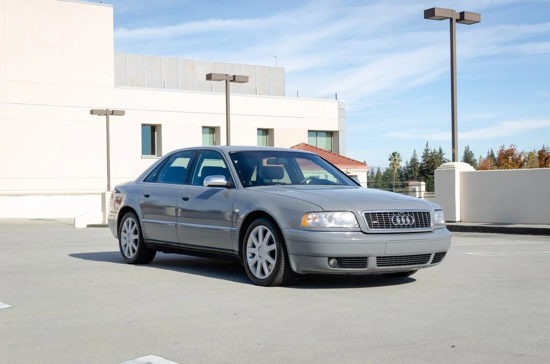 2003 Audi D2 S8 - Image 2 of 31