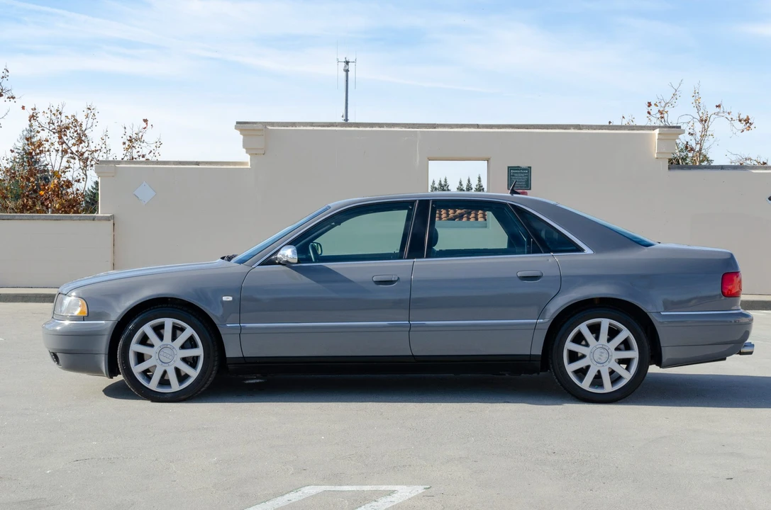 2003 Audi D2 S8 - Image 13 of 31