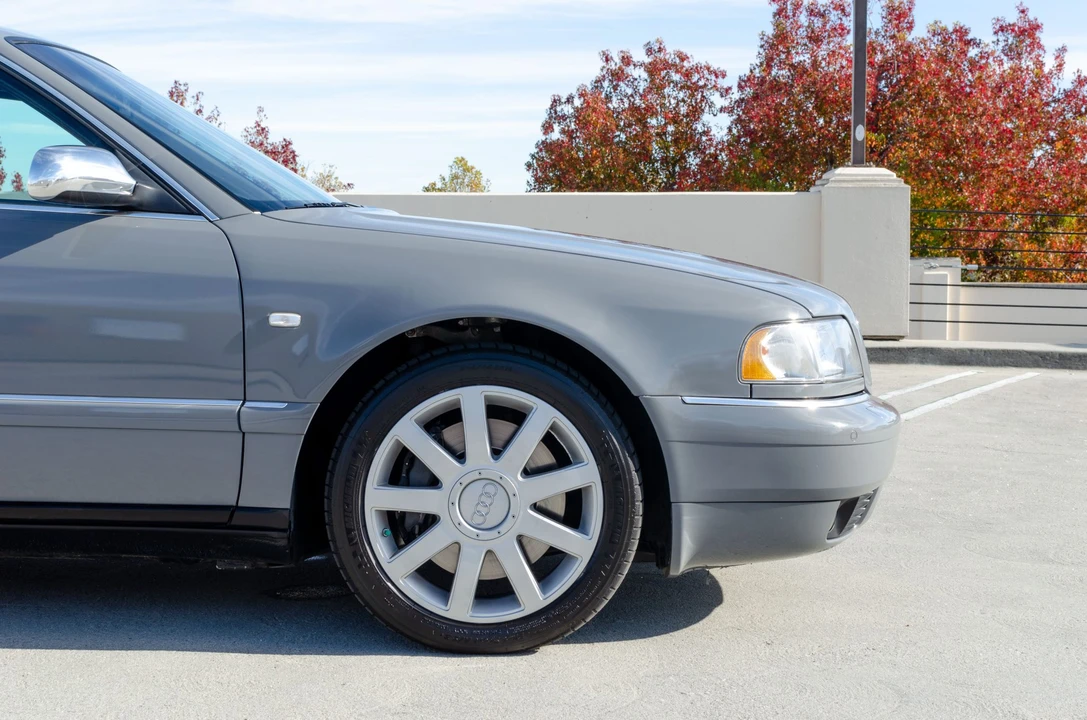 2003 Audi D2 S8 - Image 28 of 31
