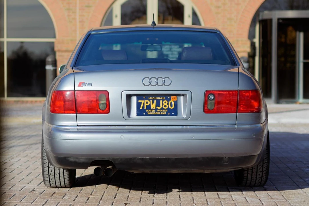 2003 Audi D2 S8 - Image 5 of 31
