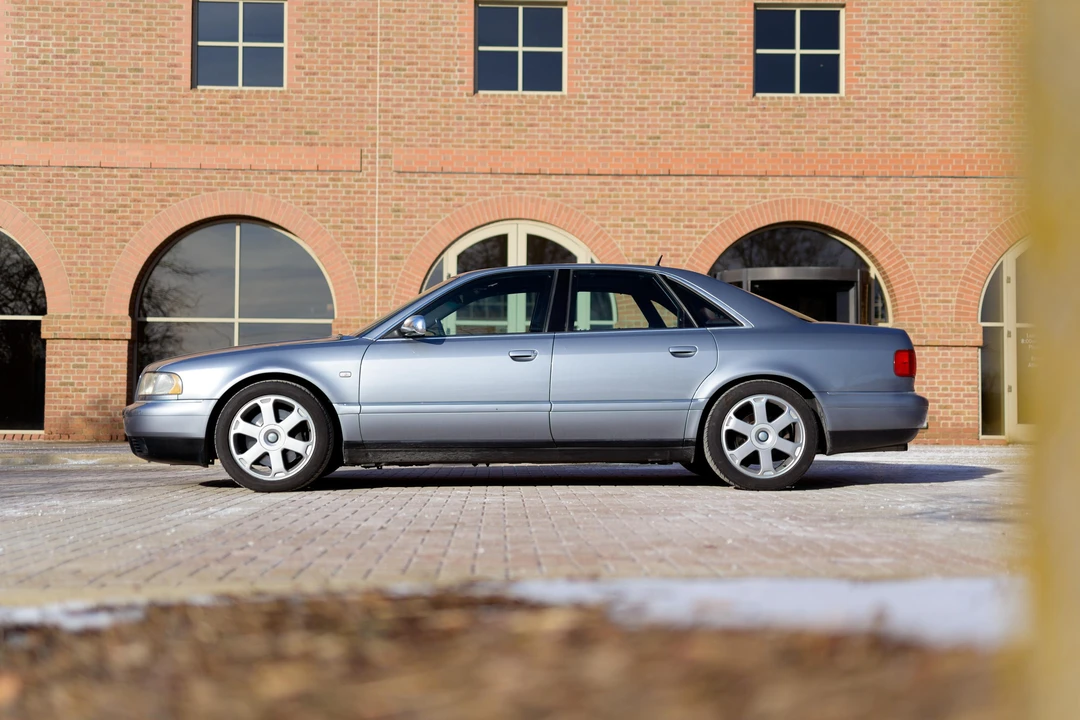2003 Audi D2 S8 - Image 9 of 31