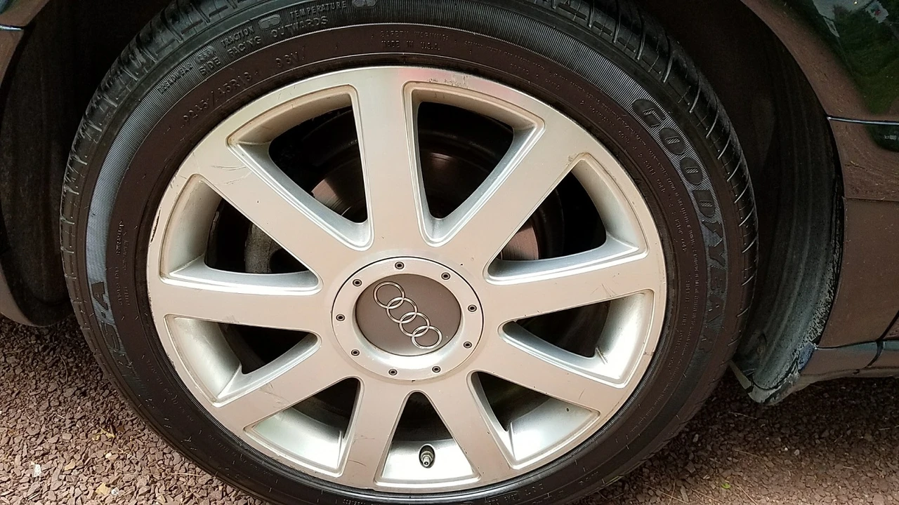 2003 Audi D2 S8 - Image 13 of 31