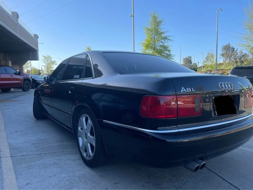 2003 Audi D3 A8 - Image 2 of 9