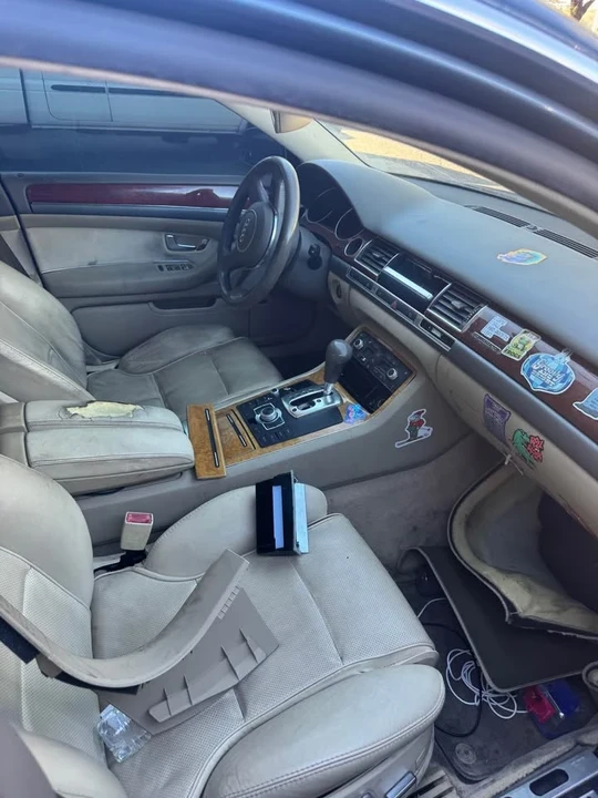 2003 Audi D3 A8 - Image 5 of 6