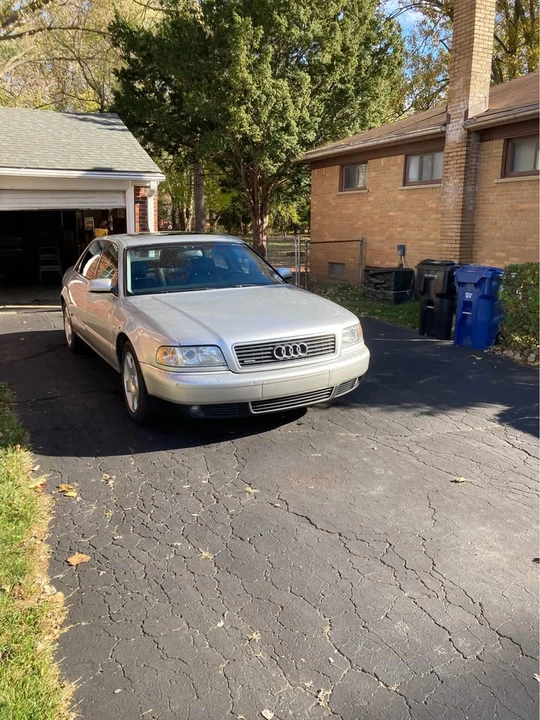 2003 Audi D3 A8 - Image 3 of 10