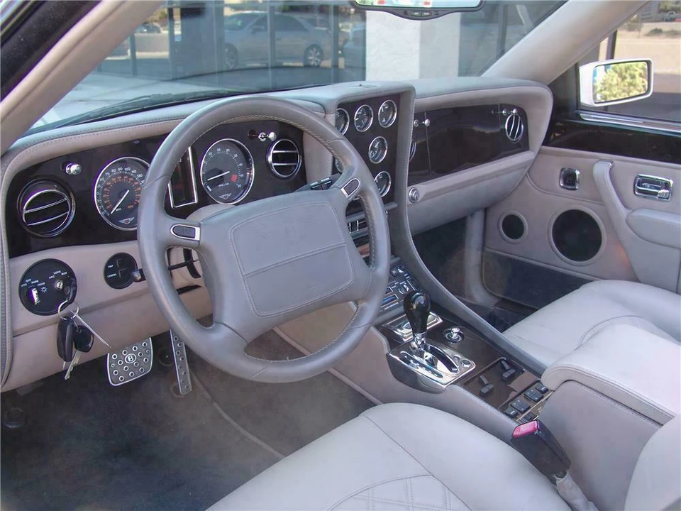 2003 Bentley Azure 1st Gen - Image 4 of 5