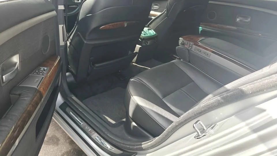 2003 BMW E65/E66 750i & 760i Sedan - Image 12 of 17