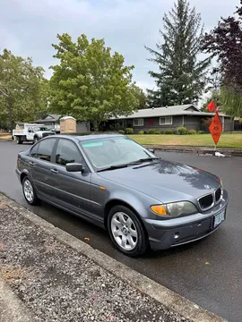 2003 BMW 3 Series 323i Sedan 4D