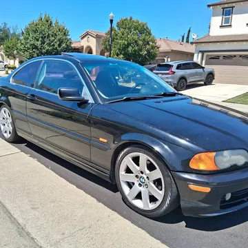 2003 BMW 325Ci Coupe