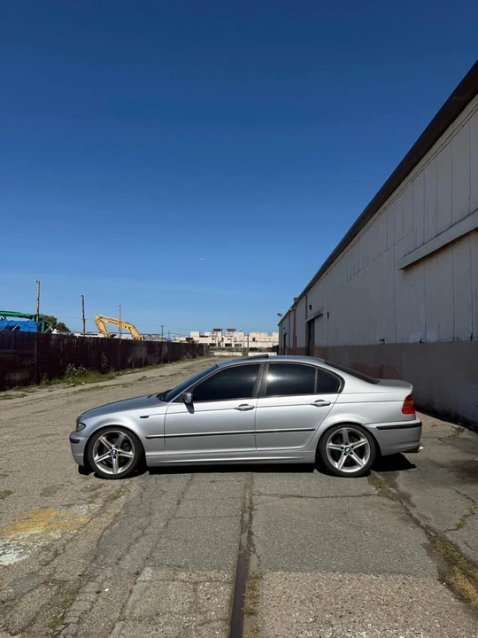 2003 BMW E46 3 Series - Image 2 of 16