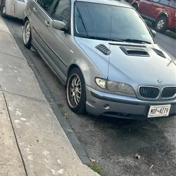 2003 BMW 3 Series 325i Sedan 4D