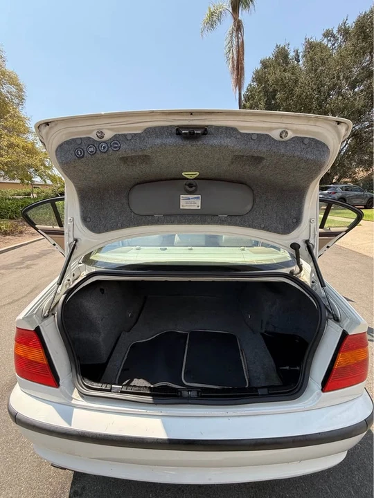 2003 BMW E46 3 Series - Image 5 of 12