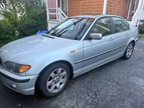 2003 BMW 3 Series 325i Sedan 4D