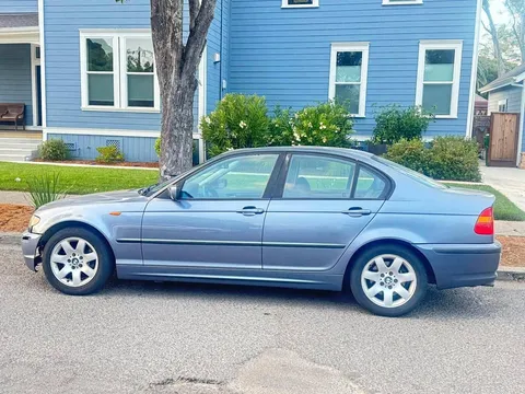 2003 BMW 3 Series 325i Sedan 4D