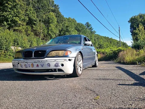 2003 BMW 3 Series 325i Sedan 4D