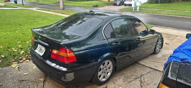 2003 BMW 3 Series 325i Sedan 4D