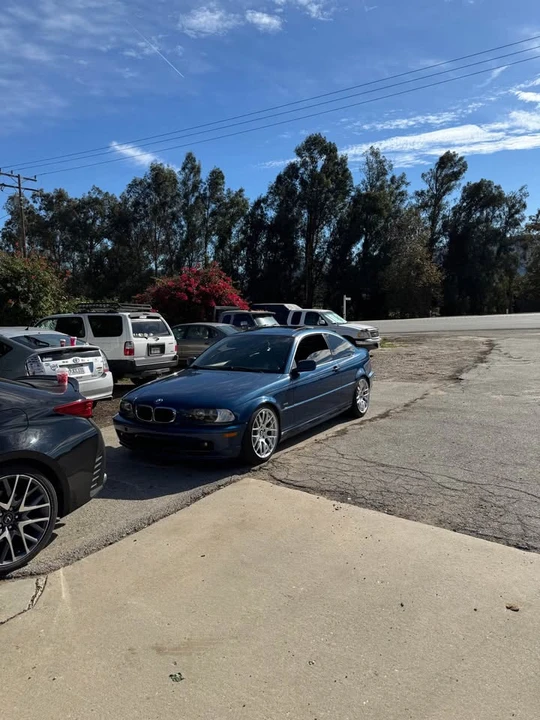 2003 BMW E46 330i & 330Ci - Image 4 of 5