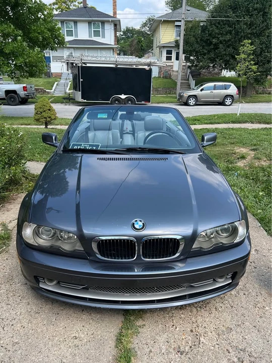 2003 BMW E46 330i & 330Ci - Image 2 of 12