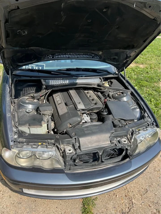 2003 BMW E46 330i & 330Ci - Image 12 of 12
