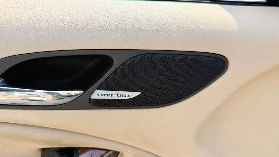 2003 BMW E46 330i & 330Ci - Image 9 of 20