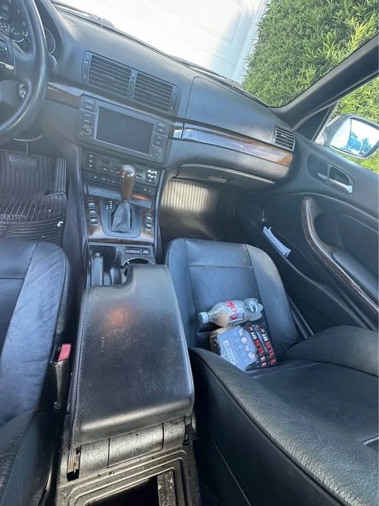 2003 BMW E46 330i & 330Ci - Image 10 of 13