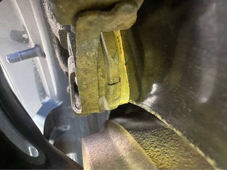 2003 BMW E46 330i & 330Ci - Image 12 of 19