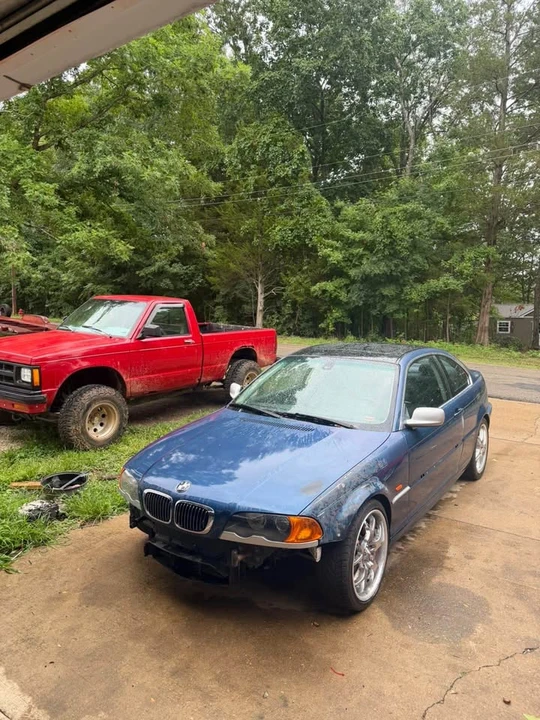 2003 BMW E46 330i & 330Ci - Image 2 of 9