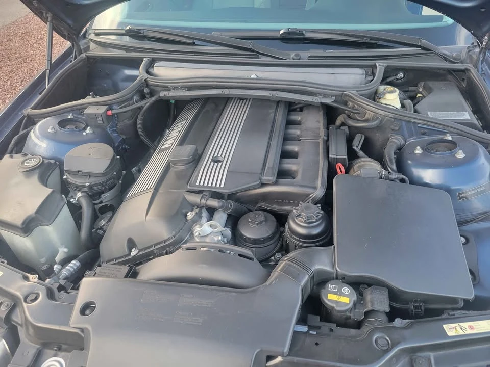 2003 BMW E46 330i & 330Ci - Image 6 of 10