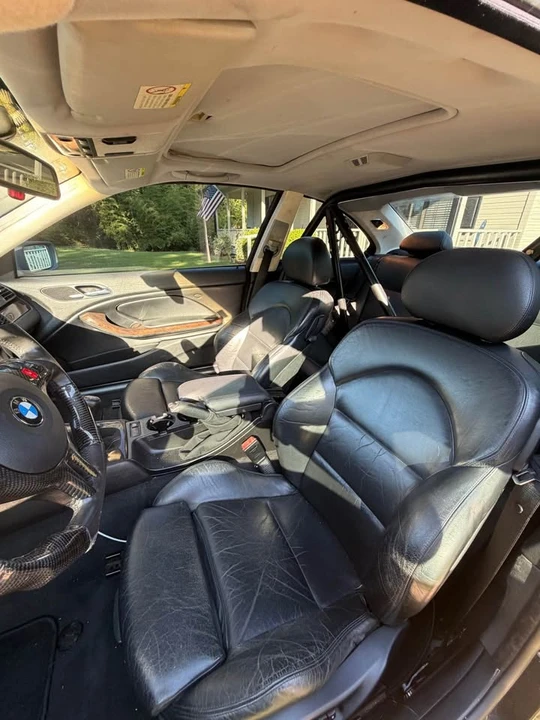 2003 BMW E46 330i & 330Ci - Image 6 of 7
