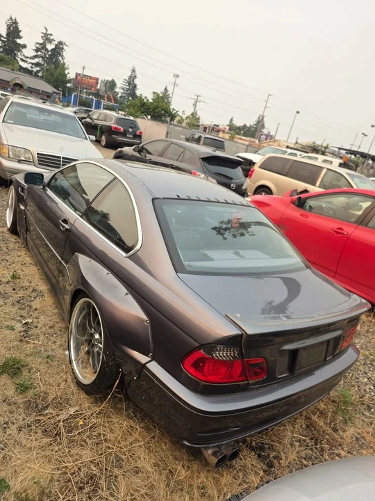 2003 BMW E46 330i & 330Ci - Image 2 of 2