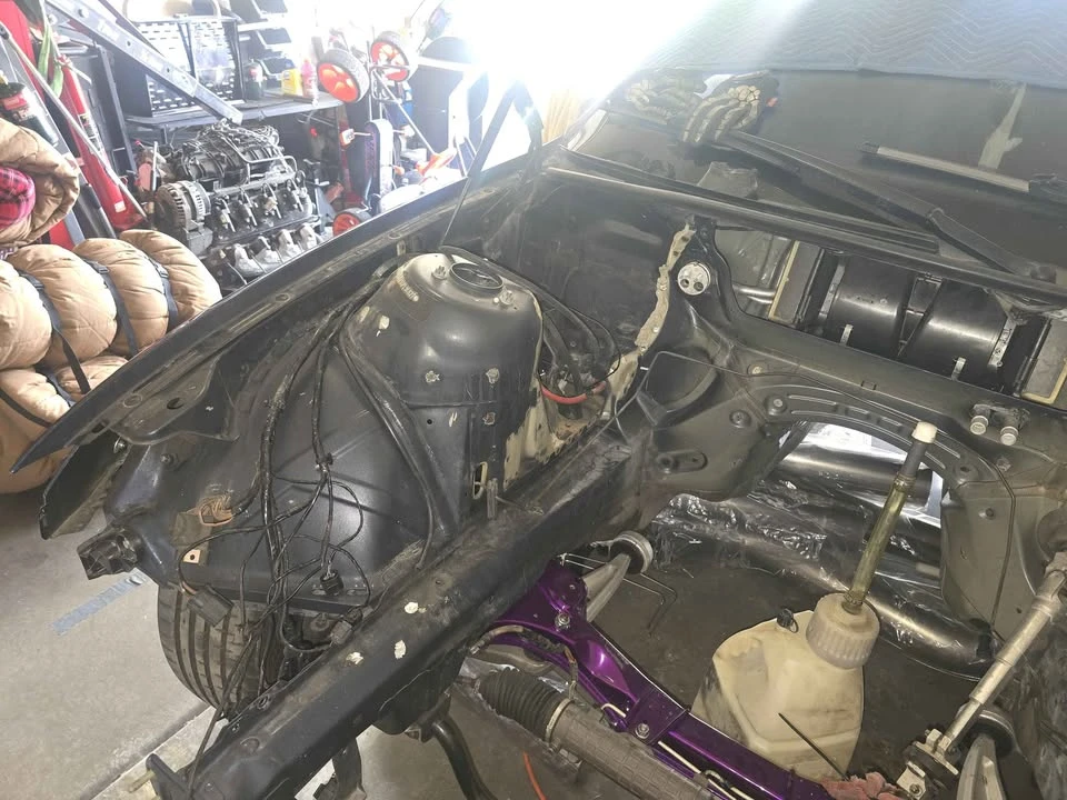 2003 BMW E46 330i & 330Ci - Image 14 of 15
