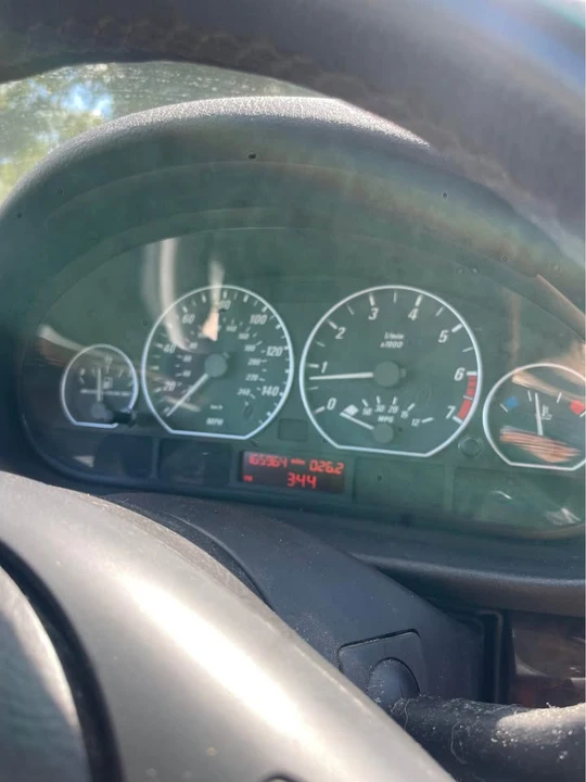 2003 BMW E46 330i & 330Ci - Image 15 of 16