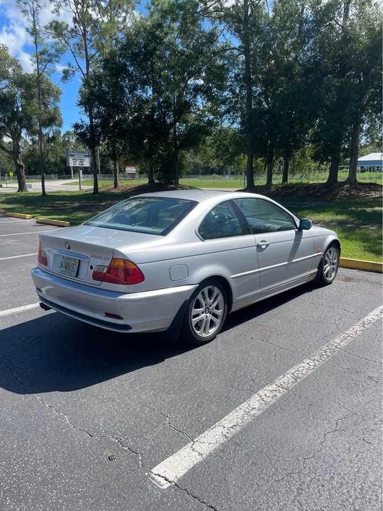 2003 BMW E46 330i & 330Ci - Image 5 of 16