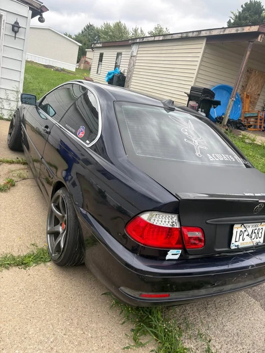 2003 BMW E46 330i & 330Ci - Image 2 of 5