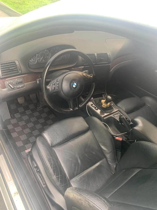 2003 BMW E46 330i & 330Ci - Image 7 of 8