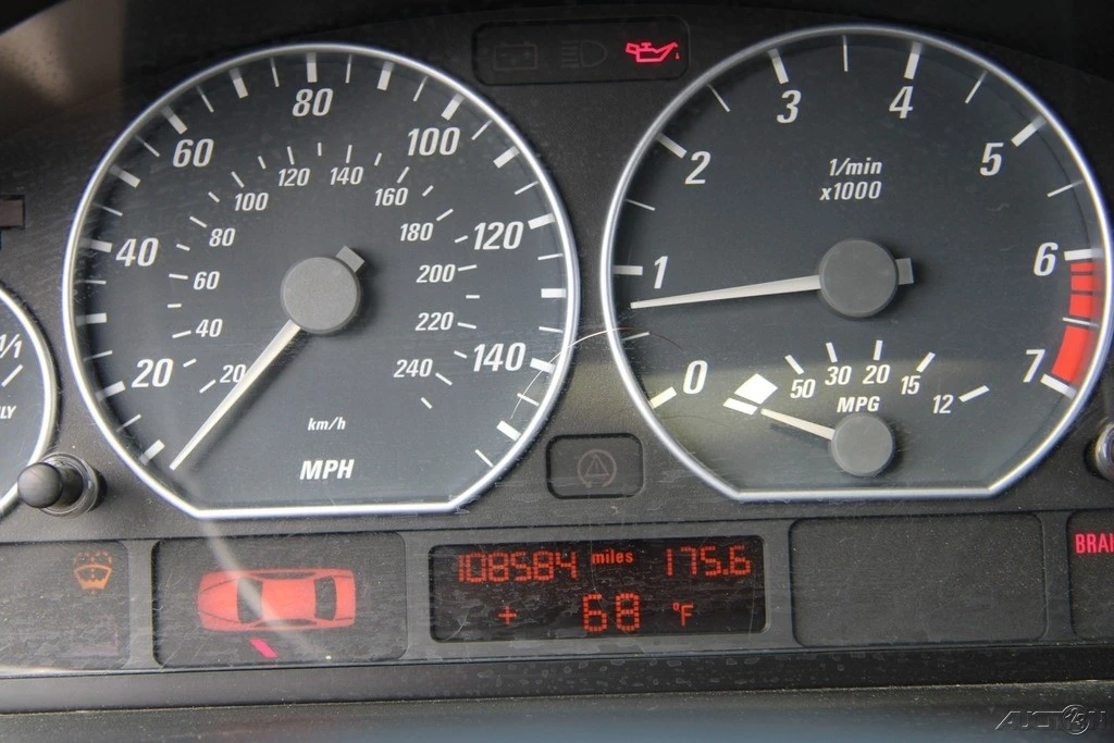 2003 BMW E46 330i & 330Ci - Image 17 of 21