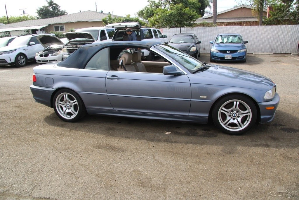 2003 BMW E46 330i & 330Ci - Image 9 of 21