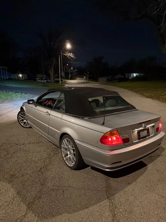 2003 BMW E46 330i & 330Ci - Image 3 of 6