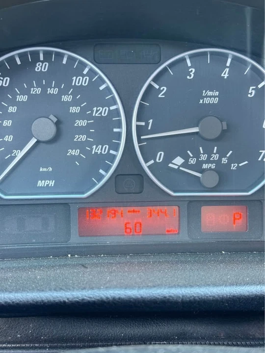 2003 BMW E46 330i & 330Ci - Image 9 of 10