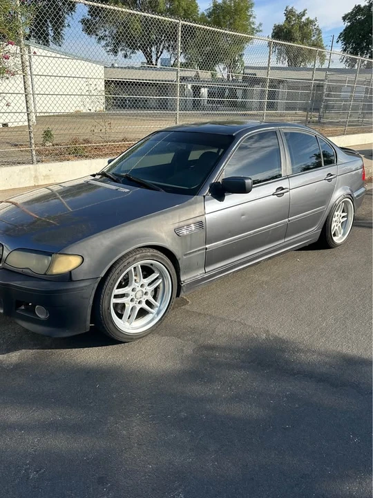 2003 BMW 3 Series - Image 2 of 5