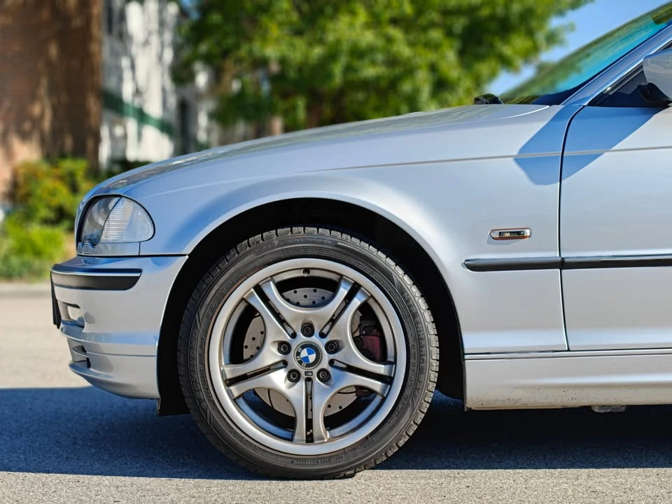 2003 BMW E46 330i & 330Ci - Image 8 of 18