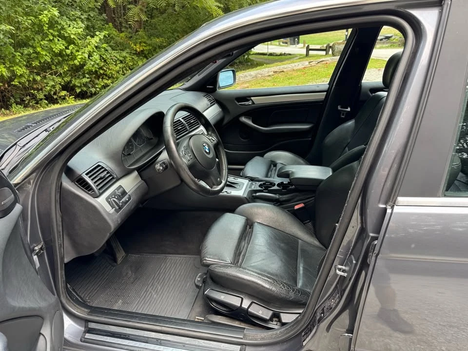 2003 BMW E46 330i & 330Ci - Image 8 of 15