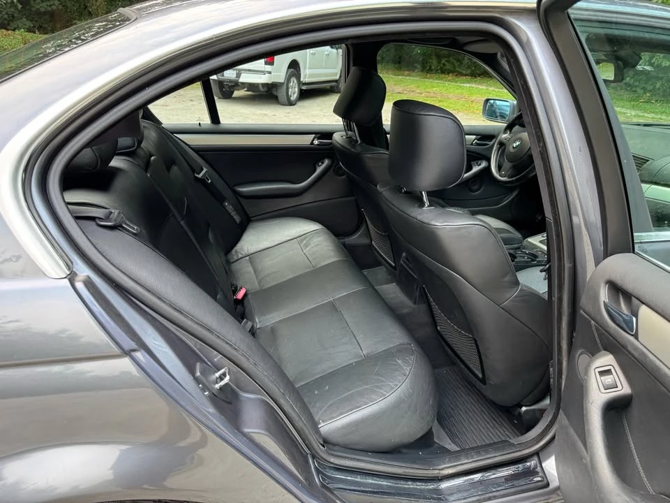 2003 BMW E46 330i & 330Ci - Image 10 of 15