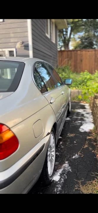 2003 BMW E46 330i & 330Ci - Image 2 of 10