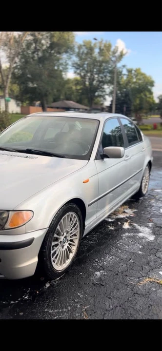 2003 BMW E46 330i & 330Ci - Image 9 of 10