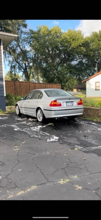 2003 BMW E46 330i & 330Ci - Image 3 of 10