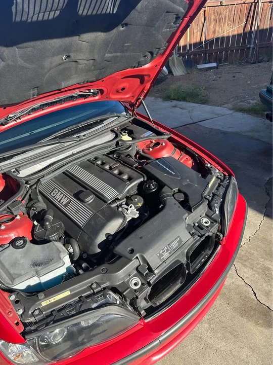 2003 BMW E46 330i & 330Ci - Image 6 of 10